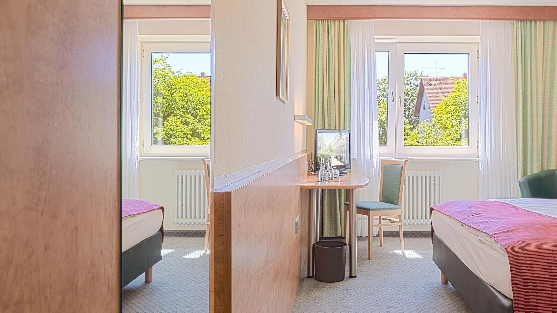 Hotel Am Moosfeld Münih